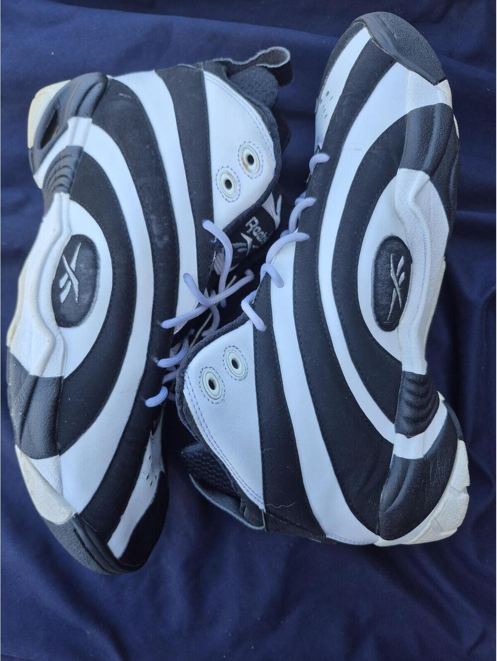 Reebok Shaqnosis Men’s Black/White Mens 13 Pre-Owned